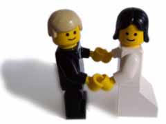 bride_groom_minifig.jpg